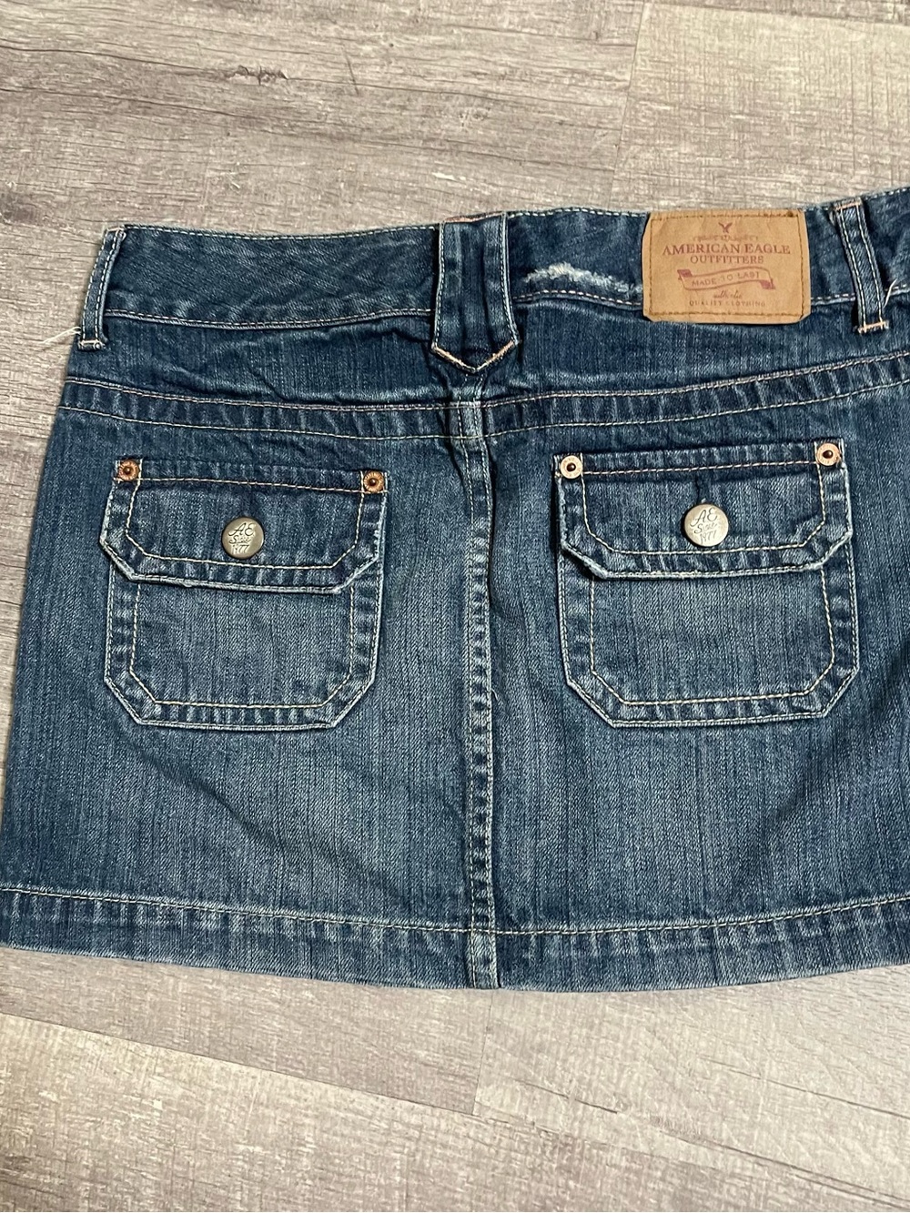 Vintage American Eagle Outfitters Denim Mini Skirt in Dark Blue Wash
